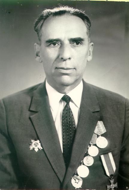Анатолий Басс